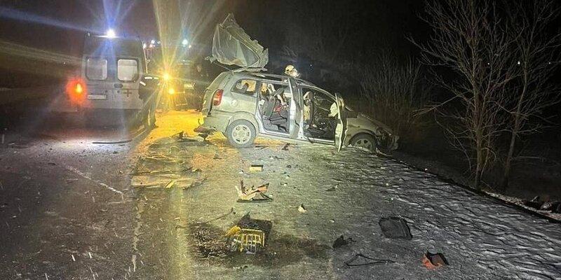 Три человека погибли в жуткой аварии с КамАЗом в Самарской области