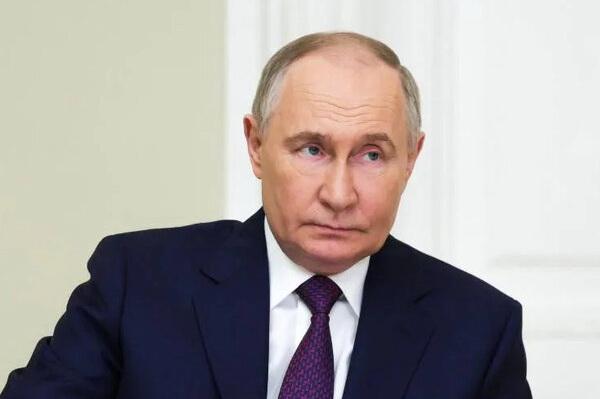 Путин (военный преступник): Экономические показатели РФ на начало года оказались выше прогнозируемых