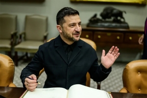 Зеленский вновь отказался выводить войска из ДНР