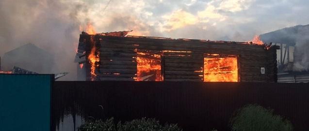 В Магадане загорелся дачный дом в СНТ «Радуга»