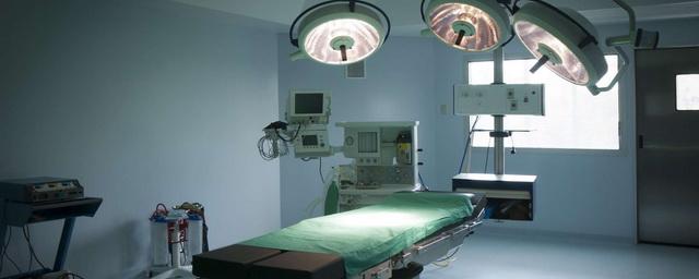 В Смоленске в областной больнице организовали проверку после гибели пациентки во время операции