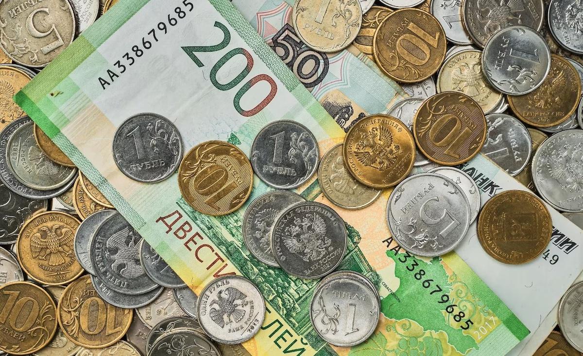 Финансист Антонов спрогнозировал колебания курса рубля на следующей неделе