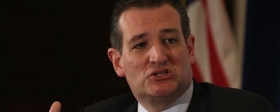 Unknown man threw a beer can in the chest of Republican Ted Cruz in Houston