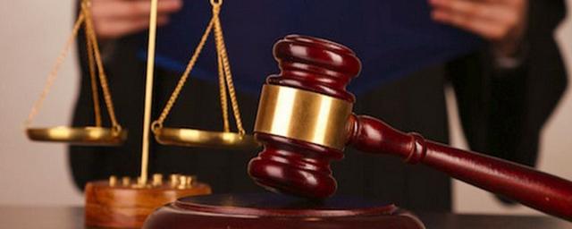 Суд Хабаровска приговорил судебного пристава к девяти годам колонии за взятку квартирами