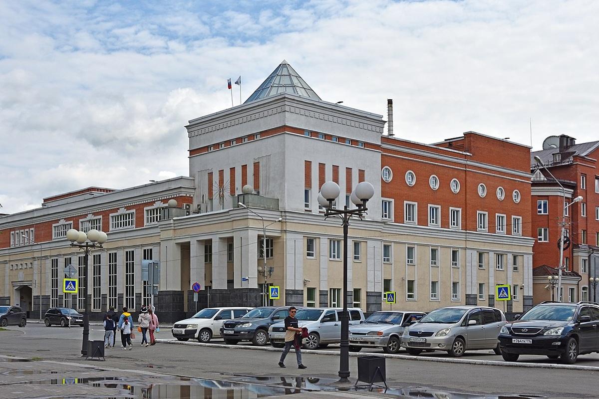 Новая Конституция: В Республике Алтай поддержали разделение постов главы и премьера