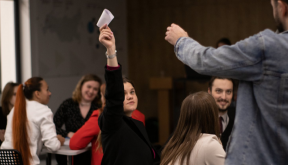 Жителей Пскова, увлекающихся чтением и активно участвующих в культурной жизни города, приглашают принять участие в литературной викторине