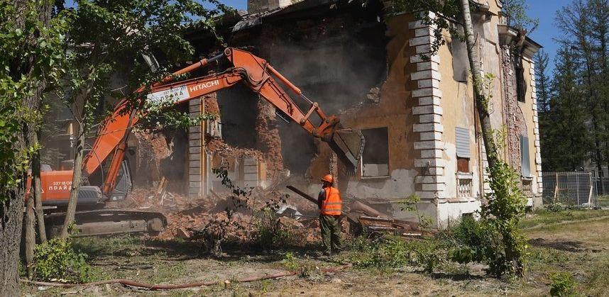 «Строители заработают, а гражданам что?» - петербуржцы раскритиковали реновацию по-бегловски