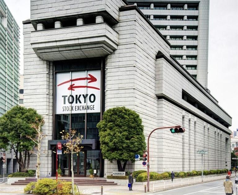 Токийская биржа открылась резким падением индексов