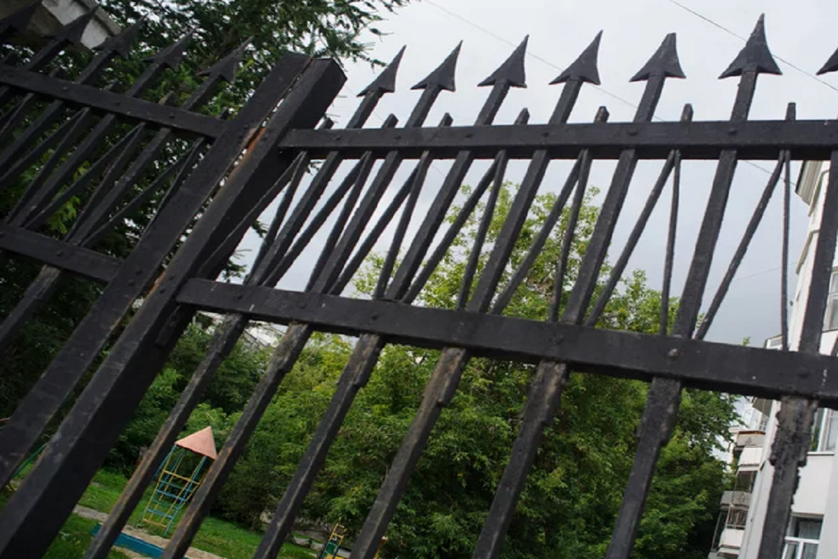 В Минтербезе прокомментировали смерть девушки у бара в Закамске