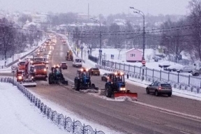 В Подмосковье за сутки очистили от снега 25 тысяч км дорог