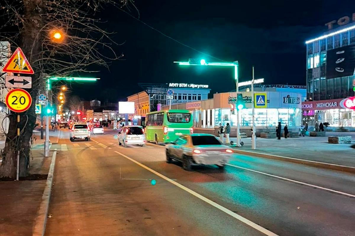 В Иркутске по поручению мэра Руслана Болотова устанавливают свыше 20 новых светофоров