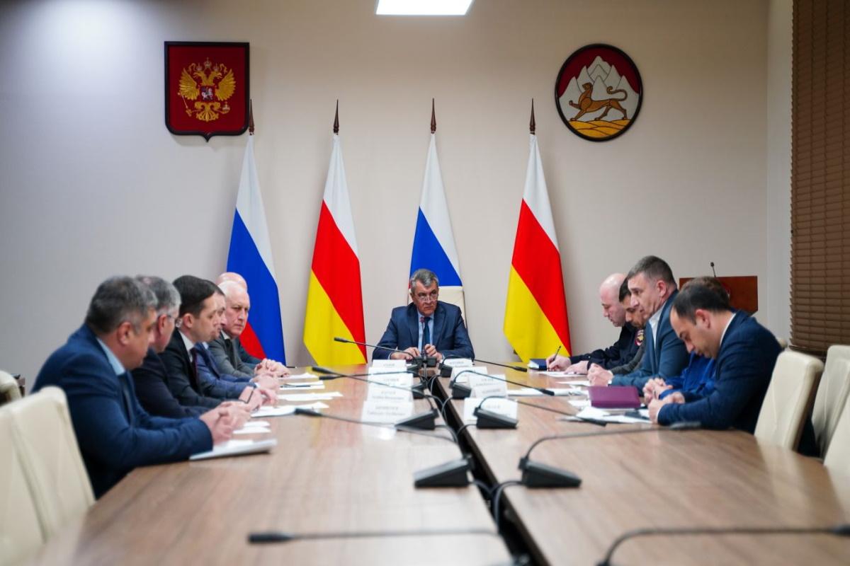 Глава Северной Осетии поручил мэрии Владикавказа и причастным ведомствам навести порядок на городских маршрутах