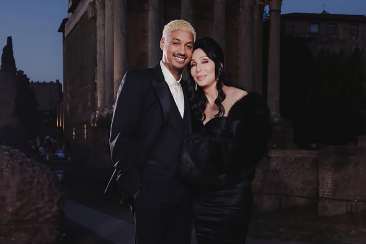 Певица Шер собирается выйти замуж за возлюбленного в 80-летие