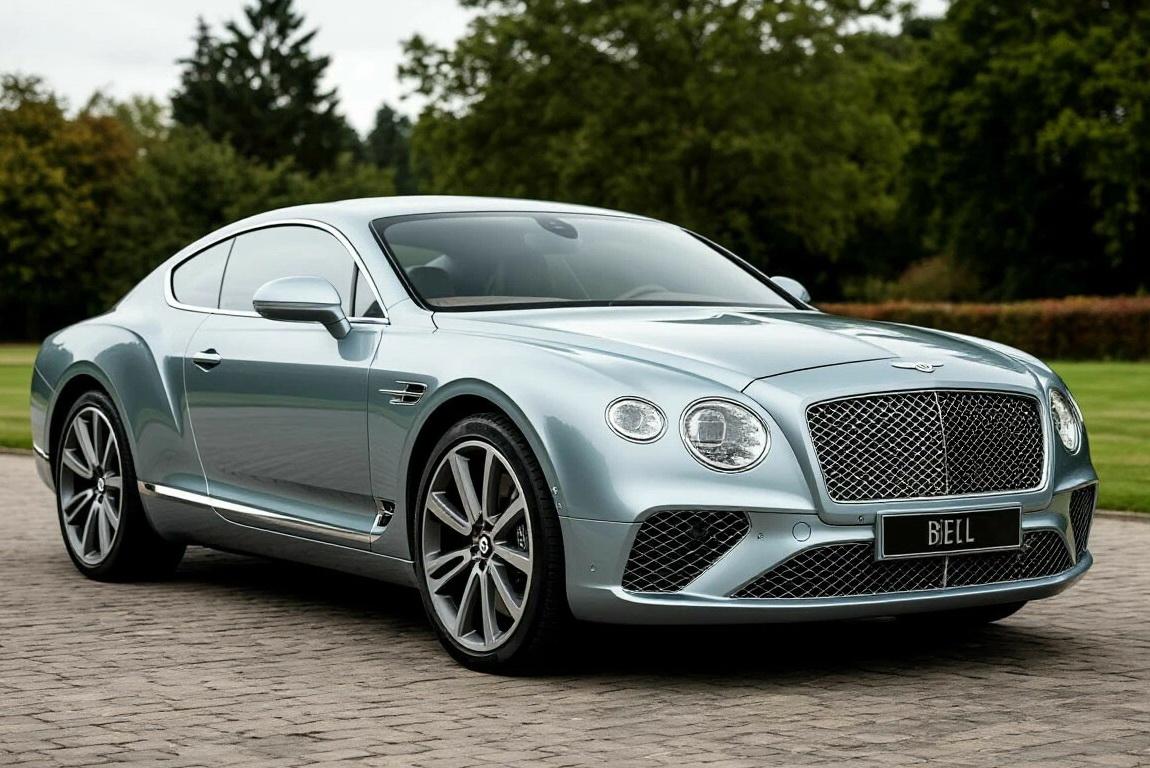 Парадокс российского авторынка: Rolls-Royce и Bentley продаются лучше, чем Opel и Renault