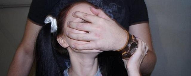 Полиция Пскова задержала мужчину по подозрению в педофилии