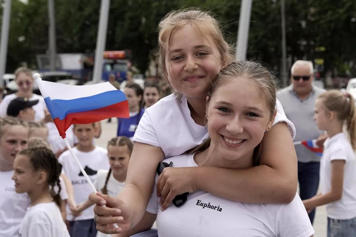 Депутат Водолацкий рассказал, что Украина планировала изолировать Донбасс колючей проволокой