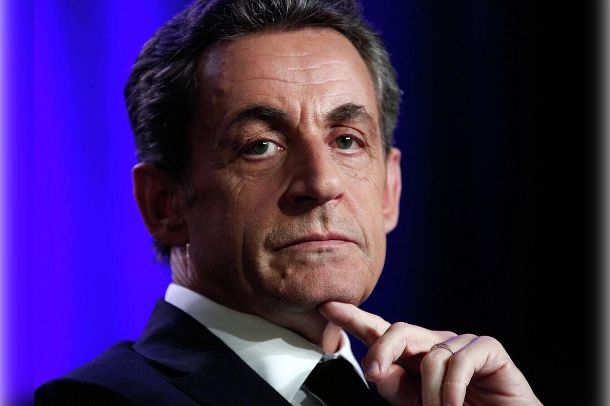 Экс-президента Франции Николя Саркози лишили ордена Почетного легиона