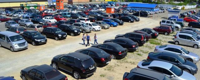Минпромторг: Снижение продаж новых автомобилей в России в 2022 году составит 55%