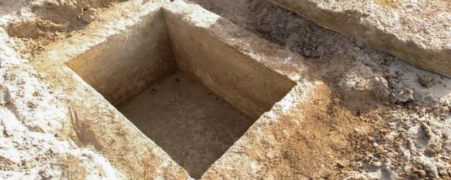 Прохожий нашёл на пляже Евпатории могилу III века д.н.э