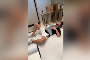 Примеривший «беременный» живот Дава извинился перед женщинами в положении