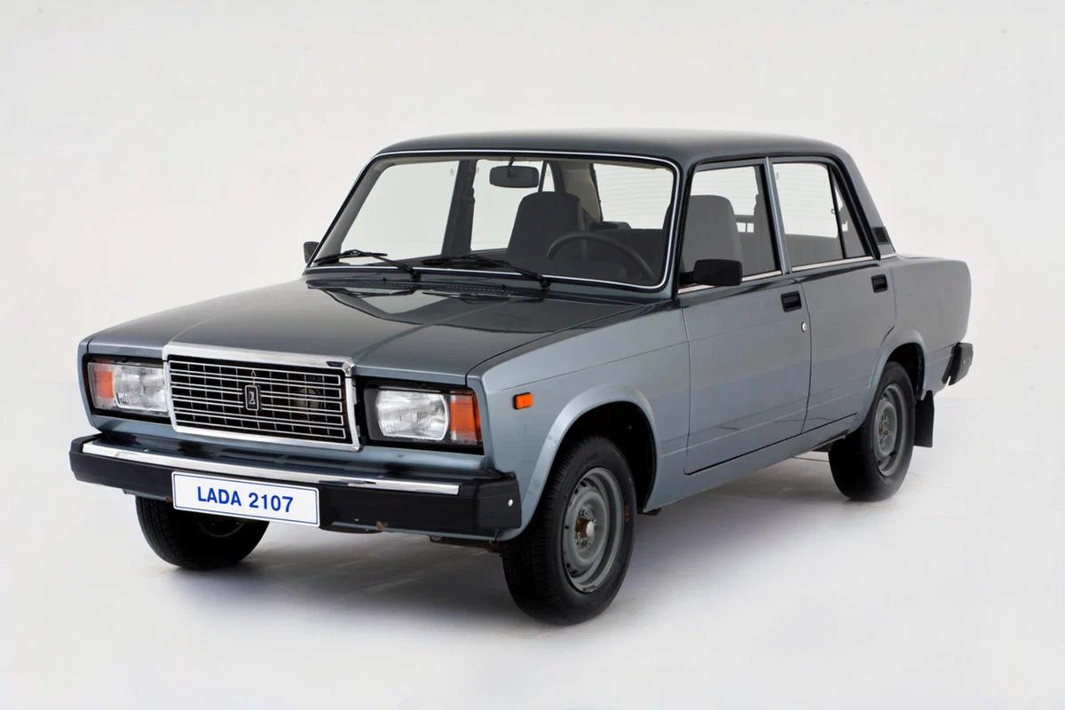 Коллекционный ВАЗ-2107 выставили на продажу за 1,5 млн рублей