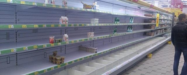 Денис Мантуров: Предпосылок для появления пустых полок в магазинах нет