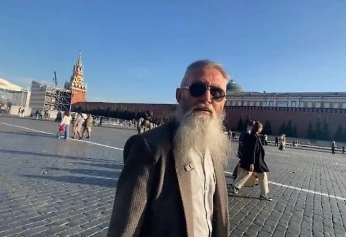 Проживший 40 лет в Афганистане военный вновь увиделся с мамой в России