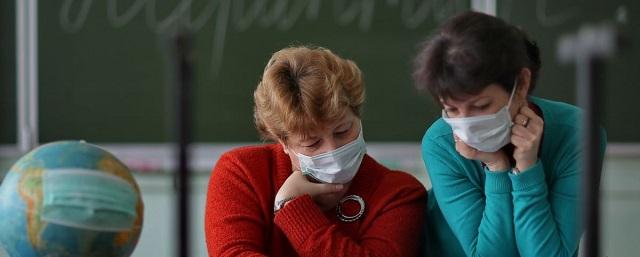 В Санкт-Петербурге из-за COVID-19 снова могут закрыть школы