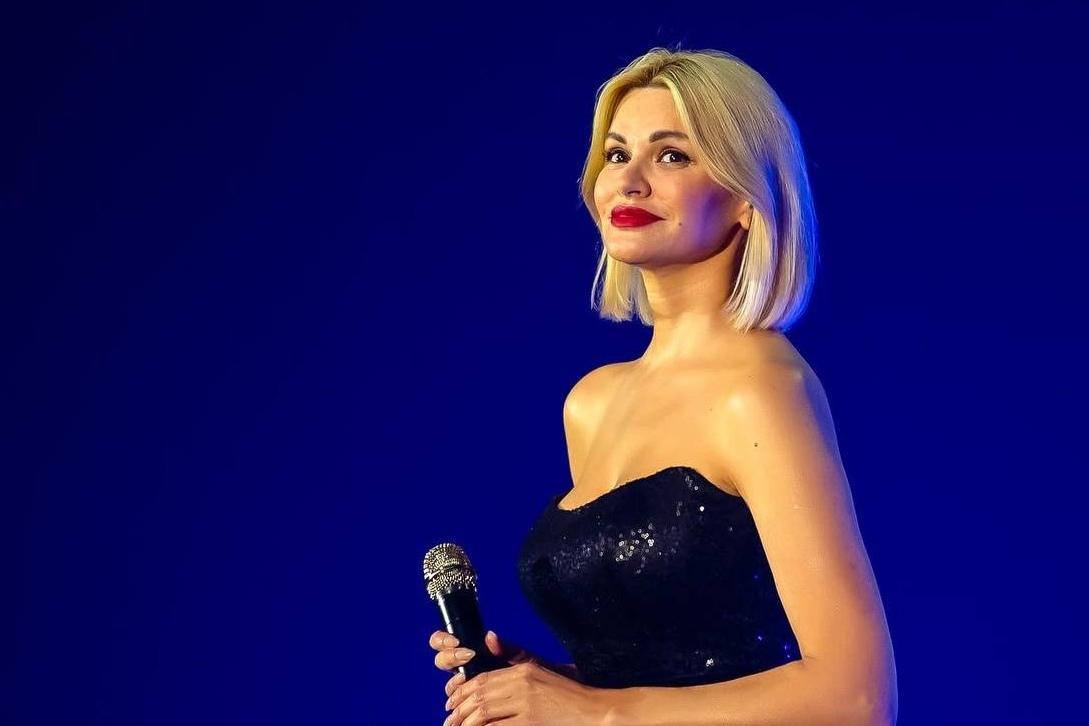 Михаил Круг придумал должность для официантки и стал отцом для её дочери. Как сегодня живет семья «короля шансона»