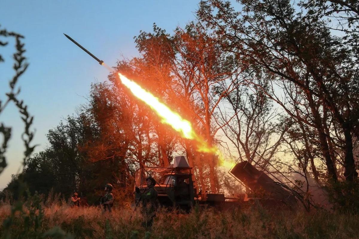 Разведчик Максим Зленко обнаружил и помог уничтожить штаб украинских военных