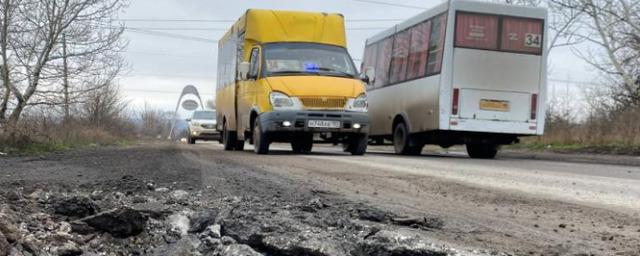 Украинские войска обстреляли автодорогу Макеевка-Ясиноватая