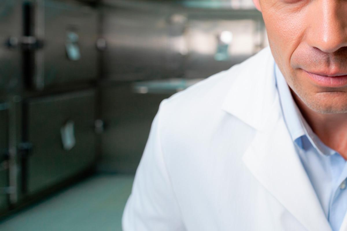 ВС оправдал судмедэксперта из Саранска по делу о передаче данных ритуальным агентствам