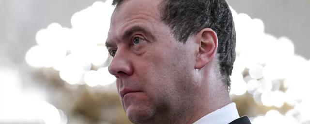 Медведев: Предсказания Апокалипсиса все ближе