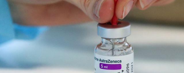 В Британии семь человек умерли от тромбов после вакцины AstraZeneca