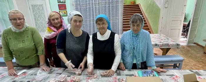 Наталья Дикусарова вместе с волонтерами продолжает помогать участникам СВО, проходящим лечение в Иркутском военном госпитале