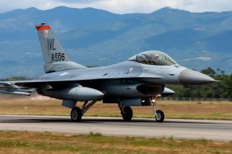 Турецкие F-16 в Прибалтике: Анкара присоединилась к воздушной полиции НАТО на фоне новой эскалации