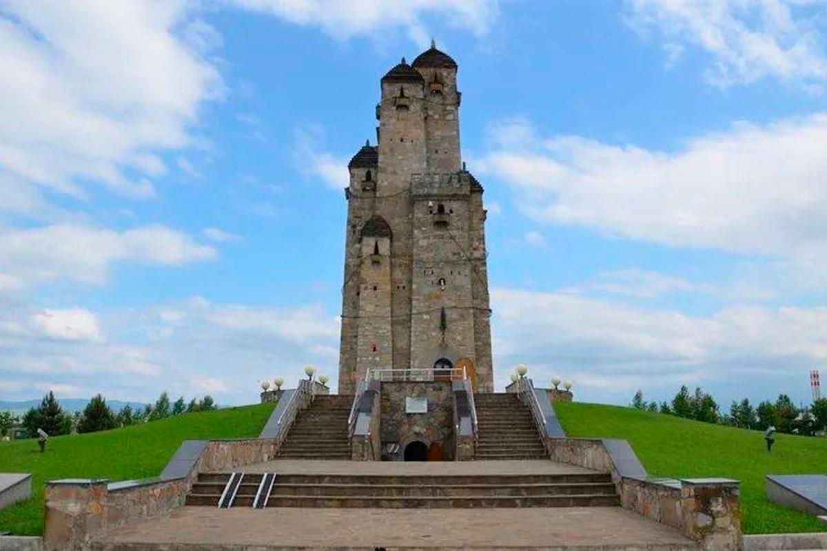 Глава Ингушетии Махмуд-Али Калиматов напомнил о трагических моментах истории кавказских народов в День памяти жертв политических репрессий