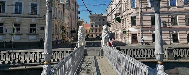 Беглов заявил о важности сохранения ОКН в Петербурге. Смольный снижает расходы на работы по защите исторических зданий