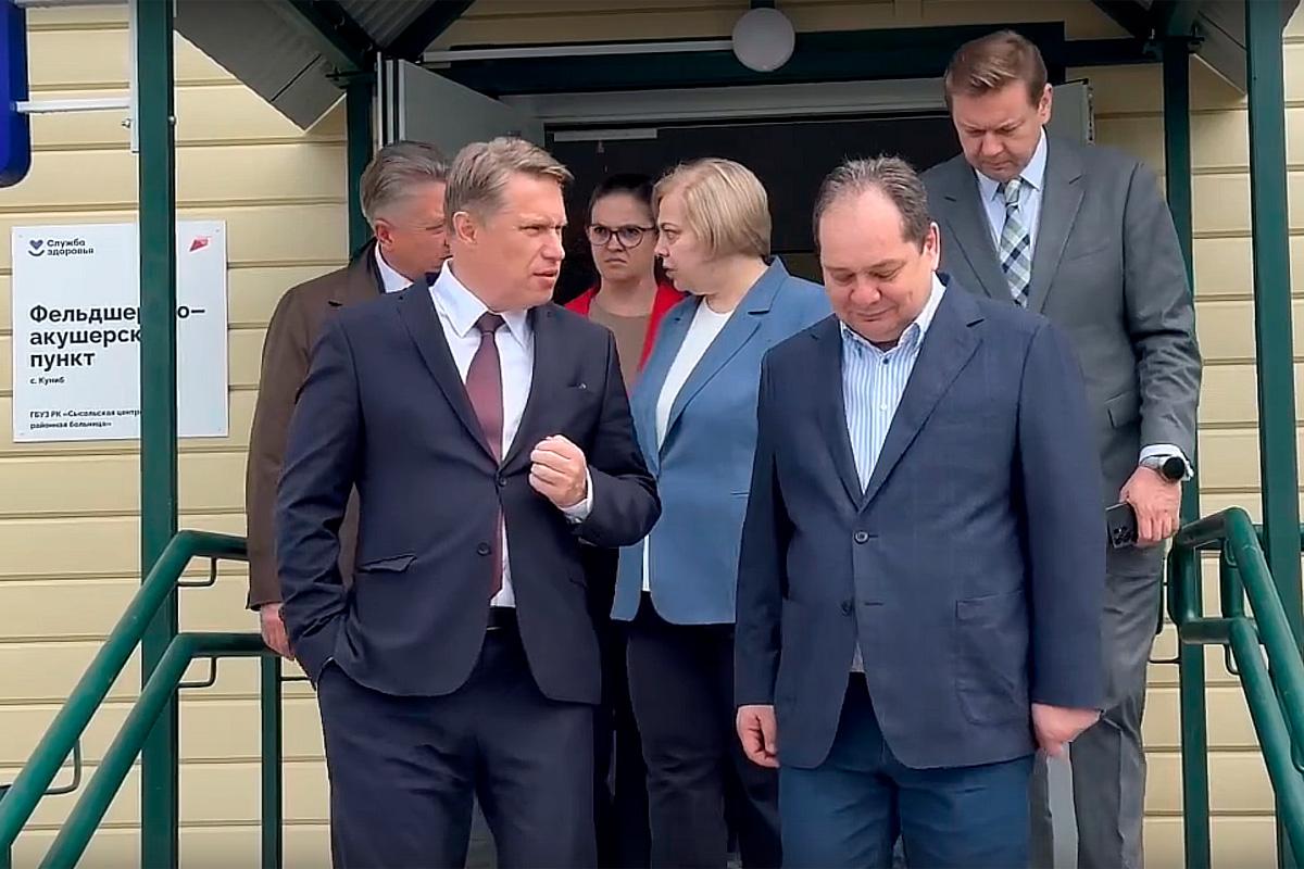 Глава Коми Ростислав Гольдштейн вместе с министром здравоохранения РФ Михаилом Мурашко посетил ключевые строящиеся объекты медицины в регионе