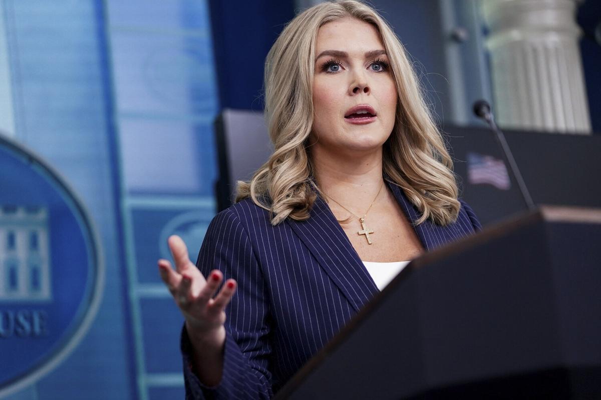 В Белом доме фразой «твоя мама» ответили журналисту на вопрос о выборе места саммита