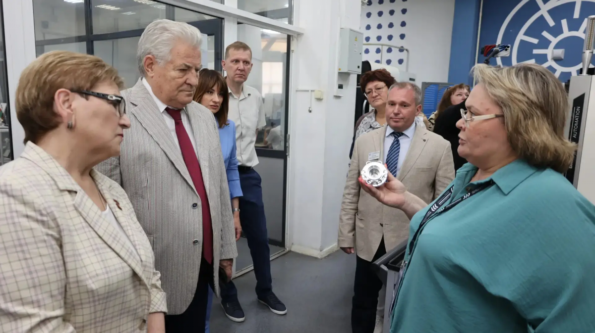 Спикер Самарской Губернской Думы Геннадий Котельников: В Поволжском государственном колледже появятся новые мастерские для подготовки специалистов промышленности