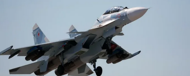 Российские истребители перехватили над Черным морем два самолета ВВС США