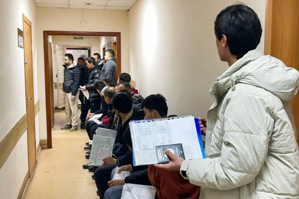 Мигранты подали в суд на челябинскую полицию