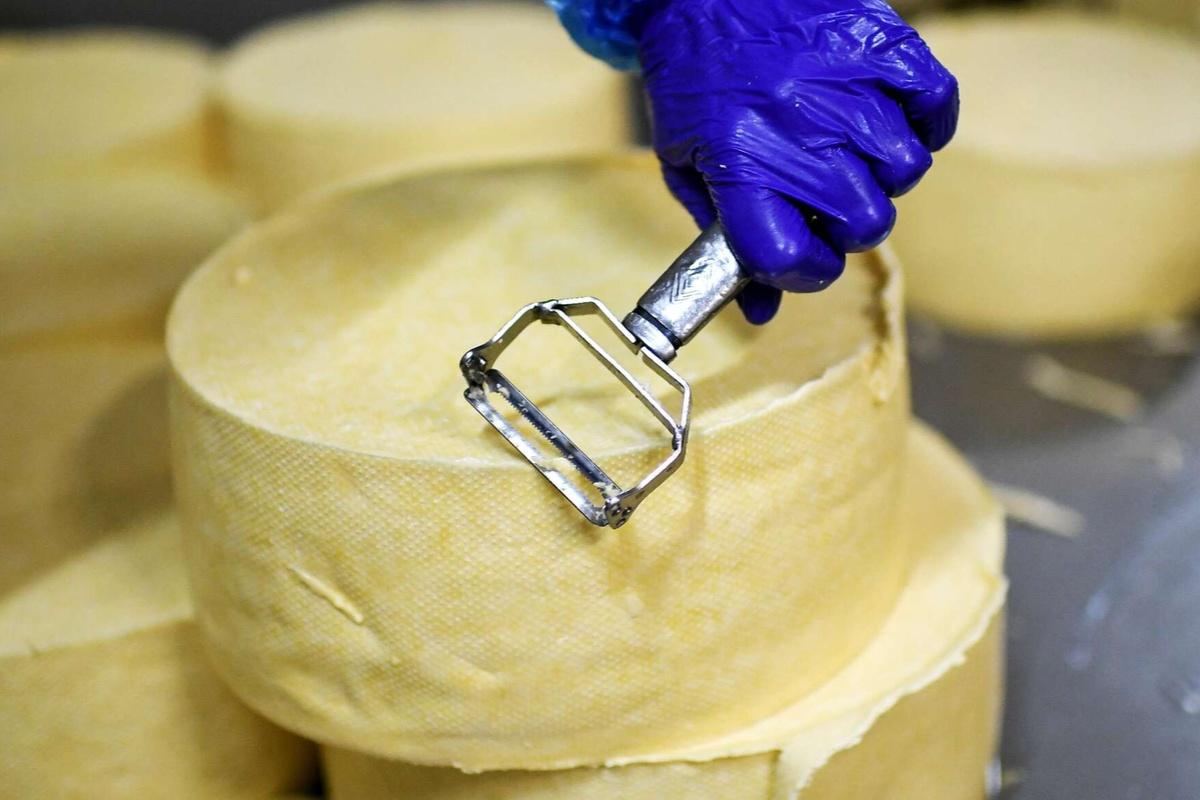 Сливочное масло вытесняется из рациона жителей Тюменской области из-за дороговизны