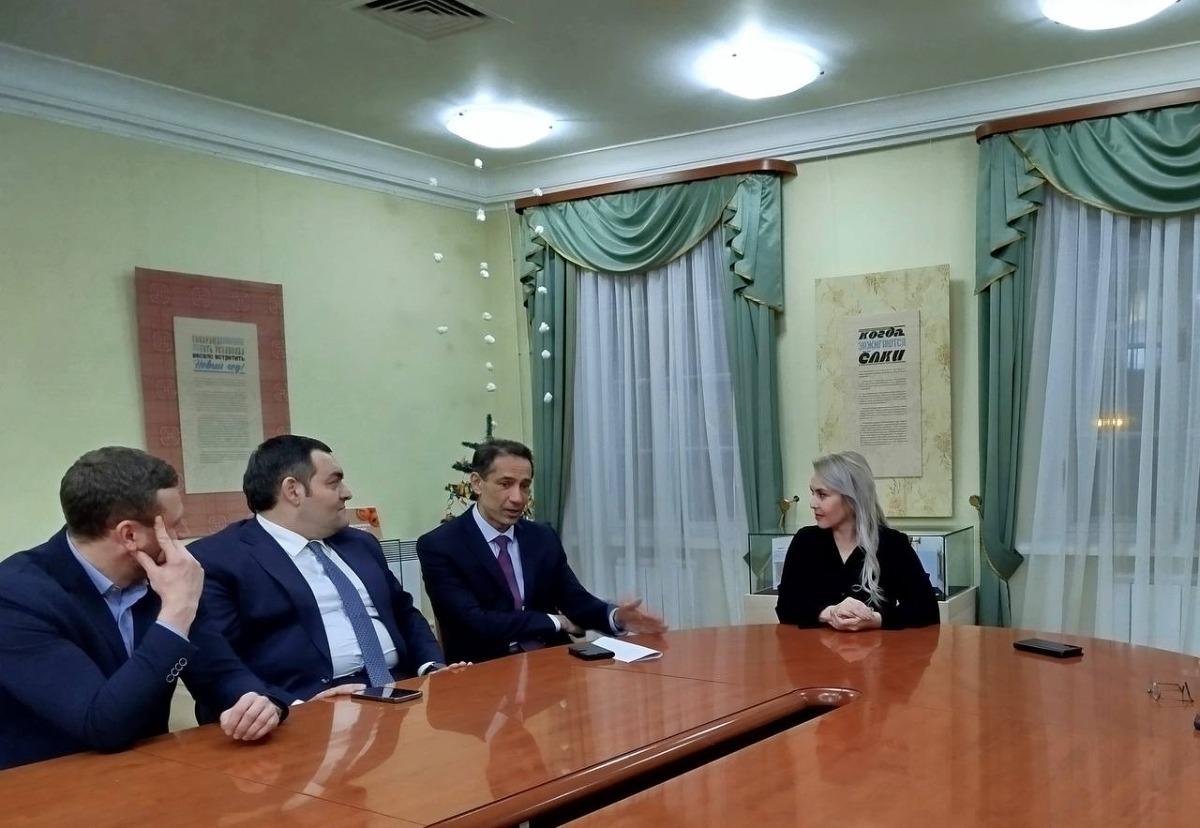 Глава Петрозаводска Инна Колыхматова встретилась с послом Азербайджана Рахманом Мустафаевым