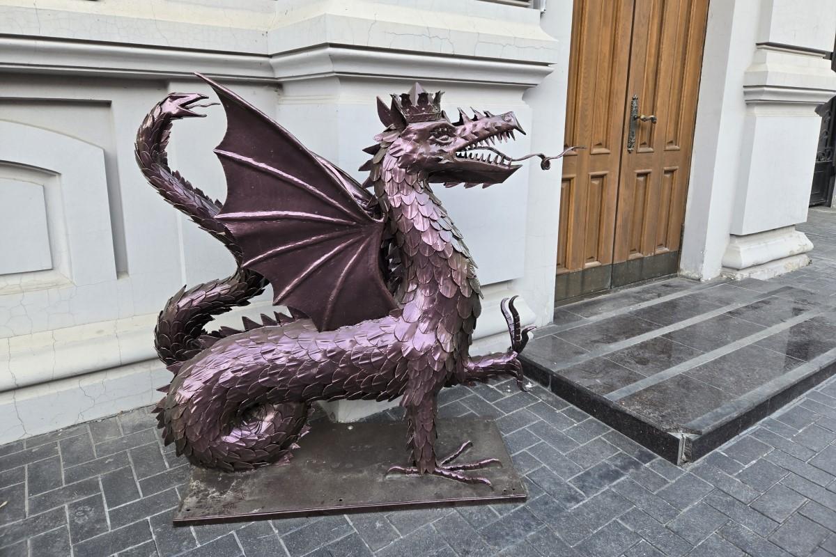 В Казани скульптура Зиланта была куплена частным инвестором