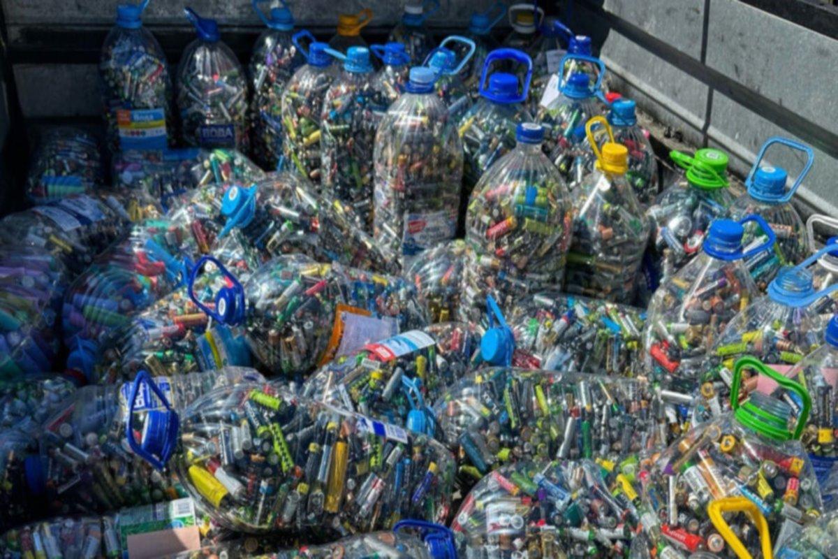 Набережные Челны подключились к республиканской акции по сбору использованных батареек