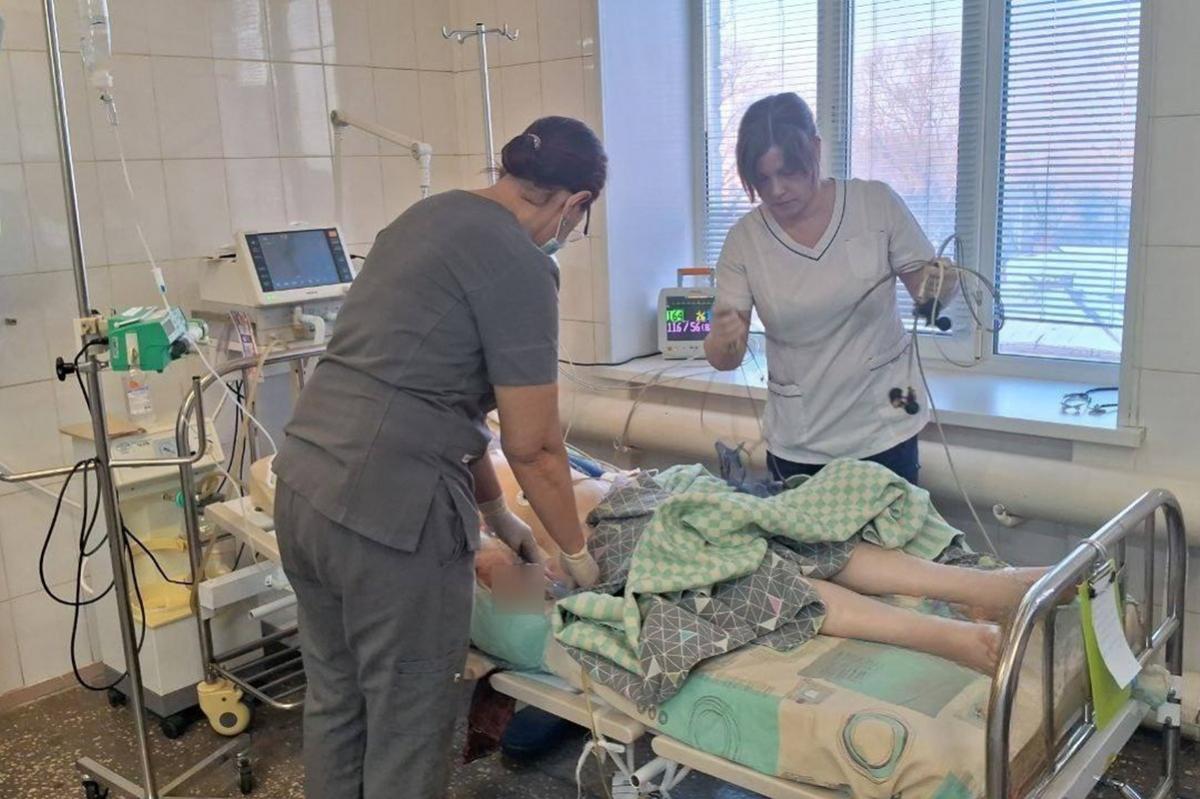 Отца в Приморье арестовали за нападение с ножом на спящую 11-летнюю дочь