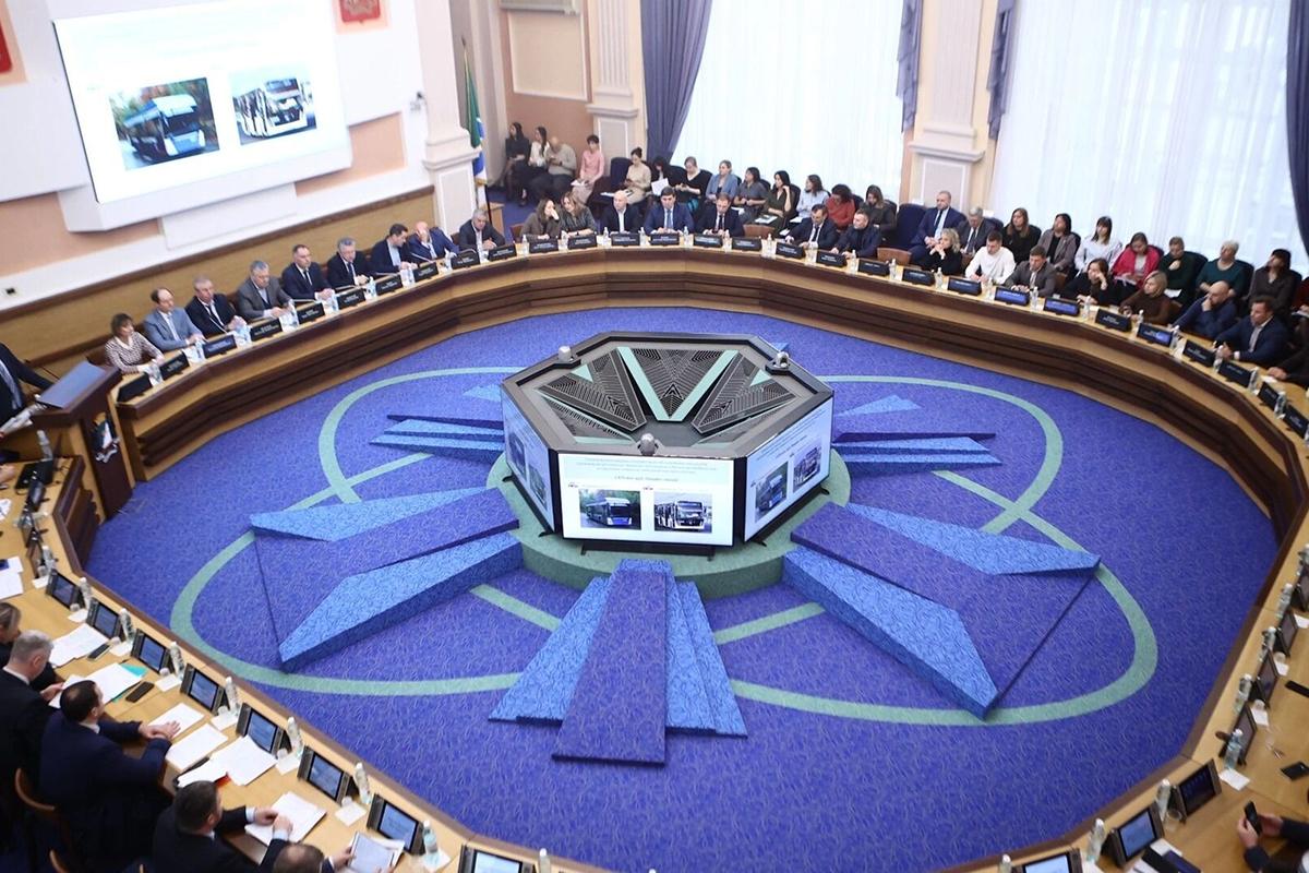 Новосибирцам представили проект бюджета на 2026-2028 годы с упором на соцсферу