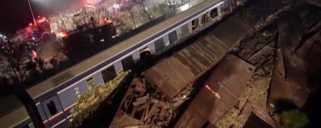 Число погибших при столкновении поездов в Греции увеличилось до 36